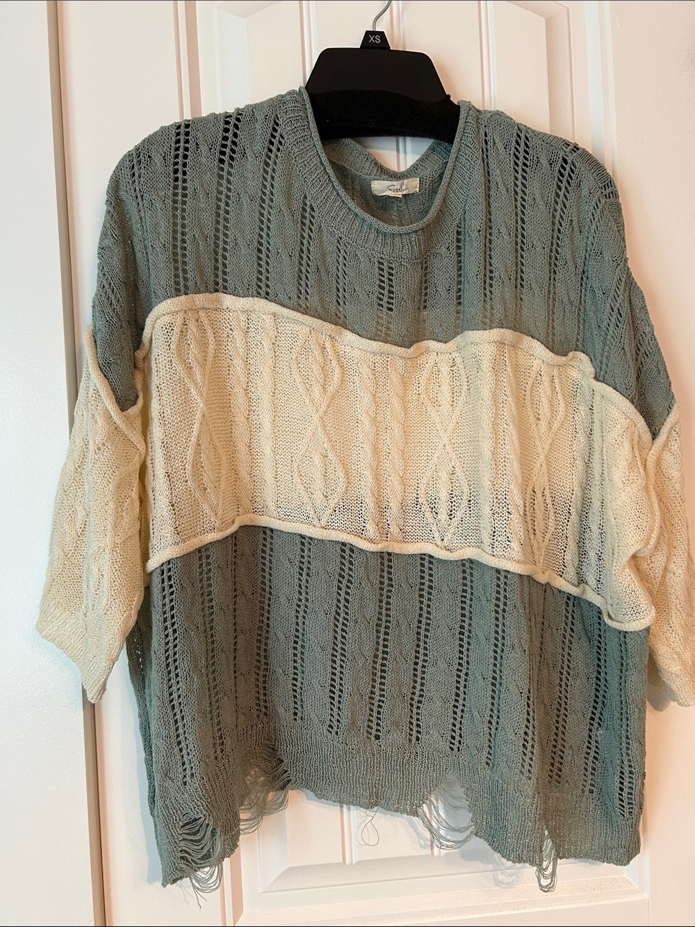 Easel Lightweight Open-Knit Pullover in Sage and Cream